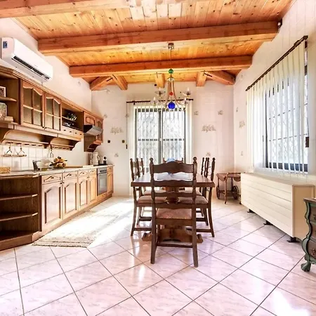 Villa Casa Rezeda *